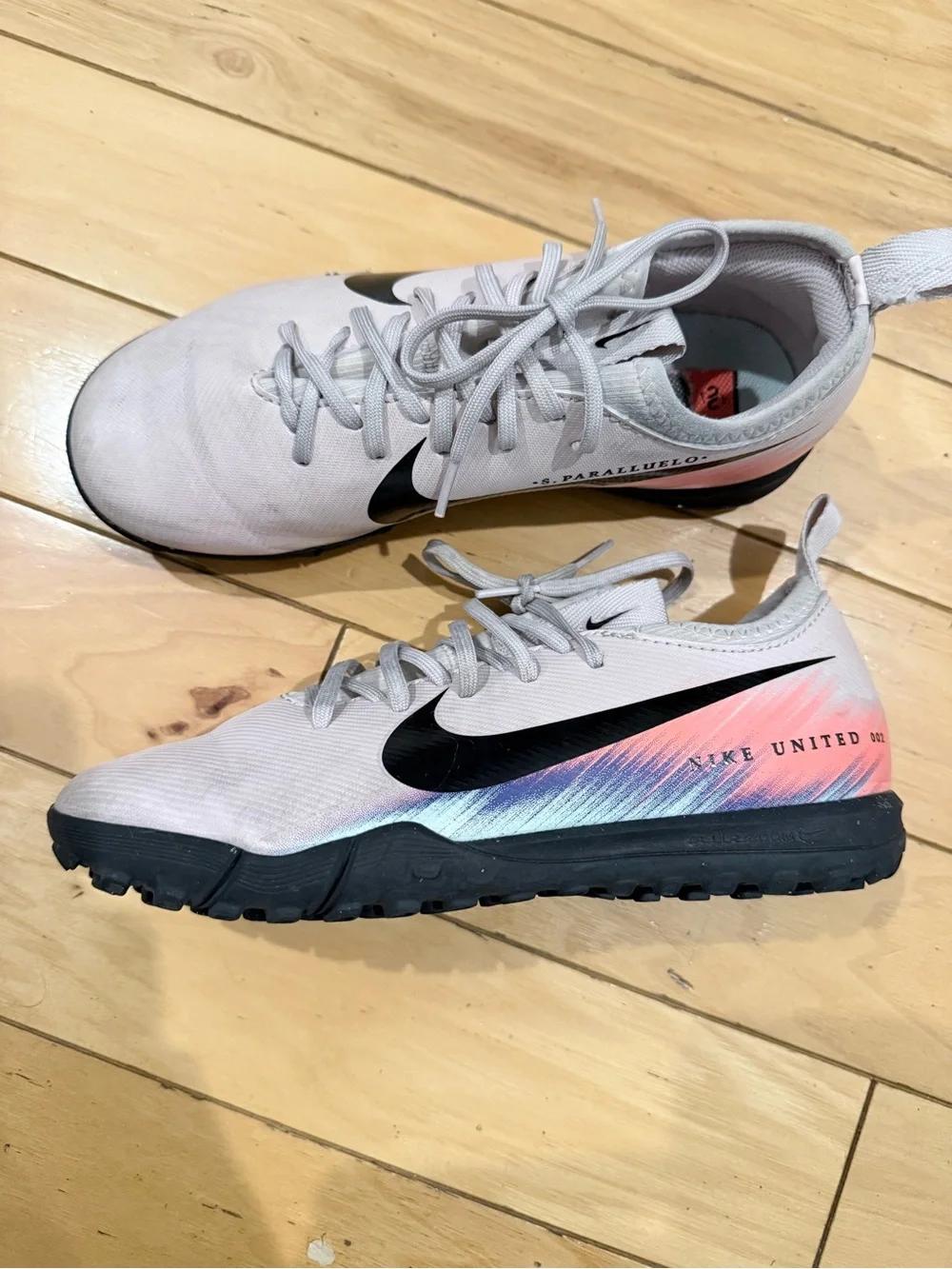 Nike Kids United Turf Soccer Cleats Vapor 16 indoor